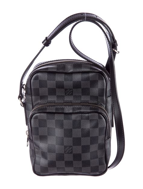 louis vuitton crossbody black men|louis vuitton crossbody wallet.